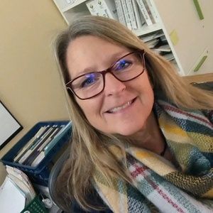 Meet your Posher, Brenda